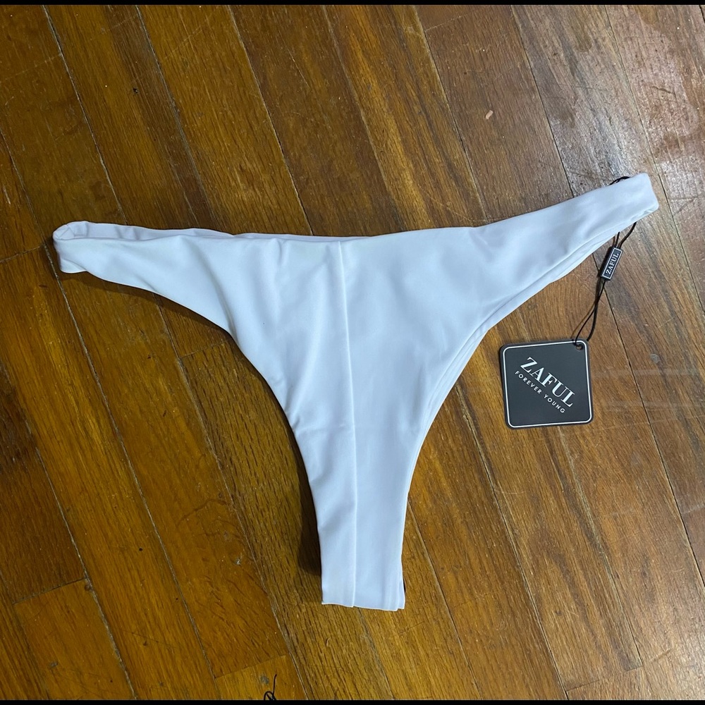 Zaful Cheeky Bikini Bottoms